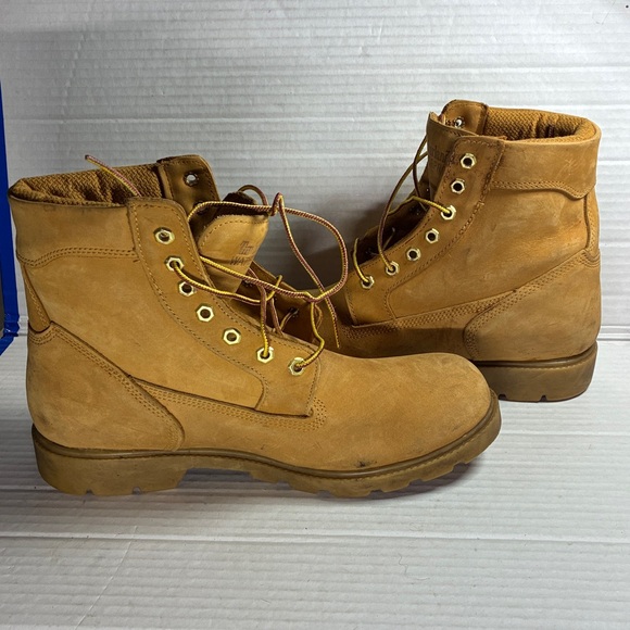 Timberland Men\'s yellow Lace-Up Boots USED (not box)